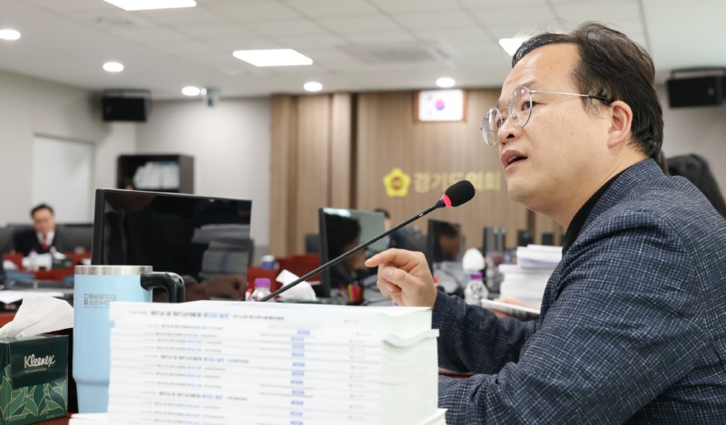 251212 임창휘 의원, 여성청소년 생리용품, 생존권 차원에서 접근해야...스코틀랜드식 공공재 모델 도입 촉구 (1).jpg