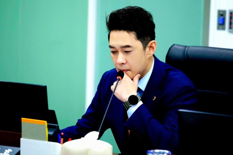 251212 환경부·기상청 데이터 있는데 독자 위성 발사...전석훈 의원, 경기도가 꼭 해야하는 사업인가.jpg