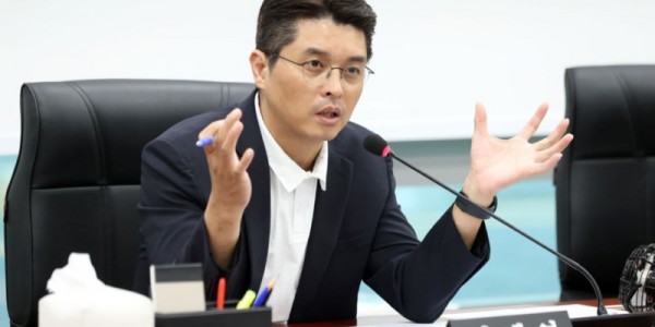 251203 이재영 의원, 학교숲·석면 제거는 선택 아닌 필수... 예산 원칙과 연계성 되살려야.jpg