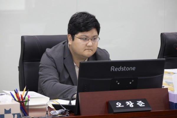 251203 오창준 의원, 하루 이자만 수천만 원... 도교육청 재정 관리에 우려.JPG.jpg