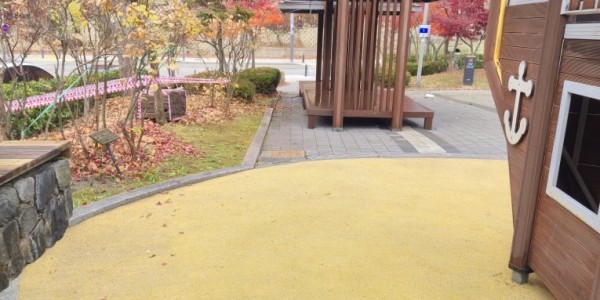 2. 보물선어린이공원 고압세척 정비 완료.jpg