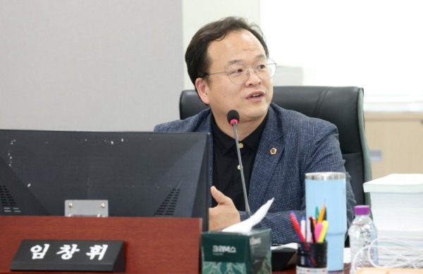 251212 임창휘 의원, AI 인프라는 미래 성장의 고속도로...경기 전역을 하나의 AI 벨트로 만들어야 해.jpg