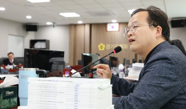 251212 임창휘 의원, 여성청소년 생리용품, 생존권 차원에서 접근해야...스코틀랜드식 공공재 모델 도입 촉구 (1).jpg