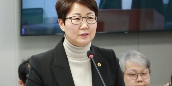 251226 성복임 의원, 80세 이상 택시비 지원 등 경기도 교통약자 교통비 지원 조례안 본외희 통과 (1).jpg