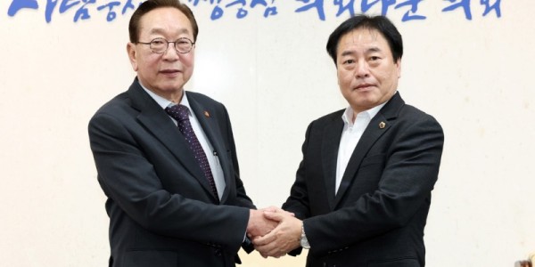 260108 김동규 의원, ‘백범 장손’ 김진 광복회 상임부회장 접견...“독립유공자 예우 강화에 최선”.JPG.jpg