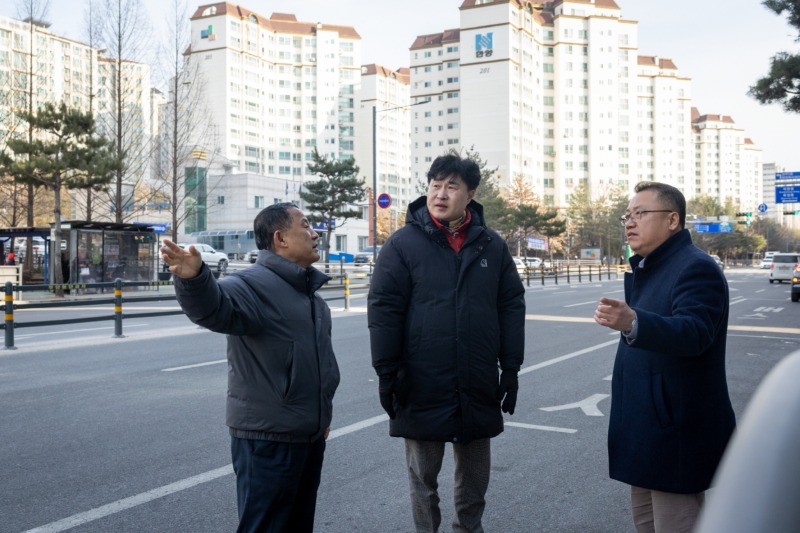 260202 이영주 의원, 버스정류장 불법주정차, 대중교통 복지 훼손... 제도 개선 필요성 강조(1).jpg