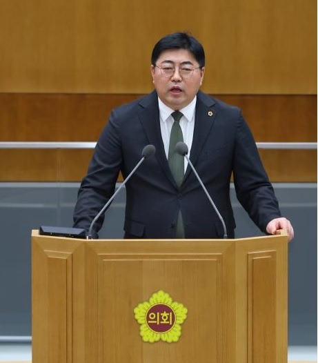 260205 김진명 의원, 5분자유발언 통해 판교대장지구 교육 환경 개선 및 경기남부 광역철도망 국가계획 반영 강력 촉구.jpg