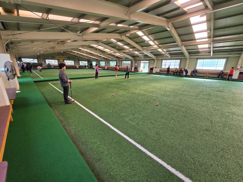 4. 용인특례시 수지구는 5일부터 지역 내 9곳의 게이트볼장을 차례로 점검하고, 필요한 곳의 환경을 개선할 계획이다 (1).jpg