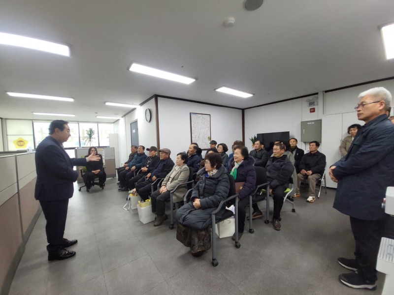 260206 김성남 의원, 포천시 바르게살기협의회와 정담회 개최 (1).jpg